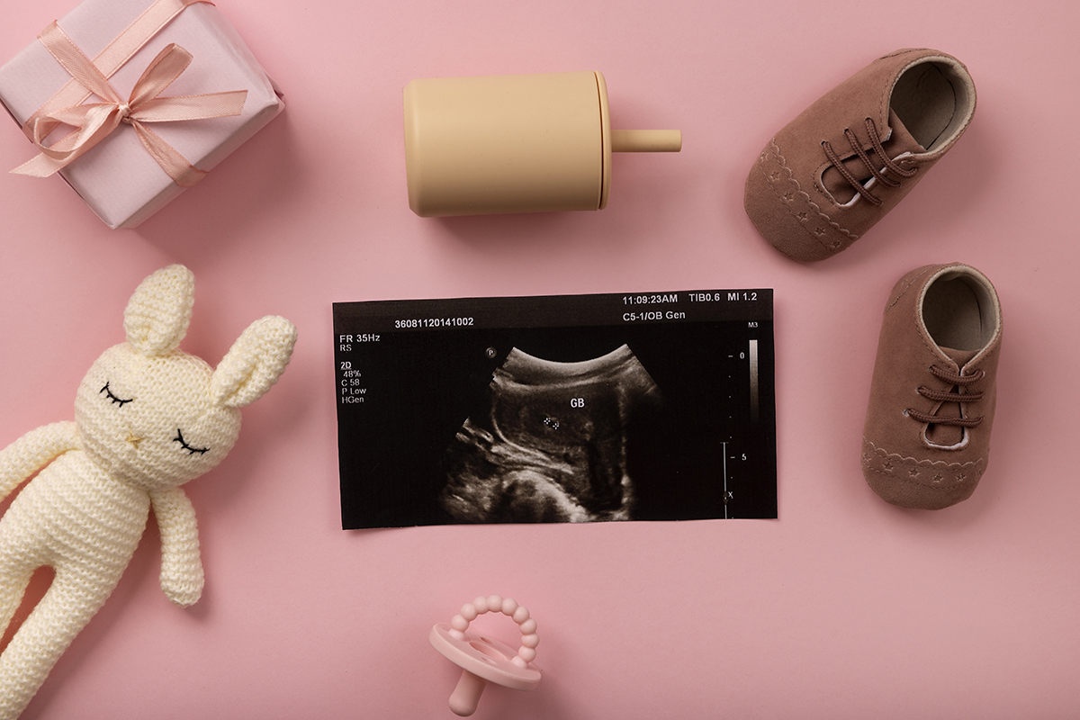 Mang thai IVF kiêng quan hệ bao lâu